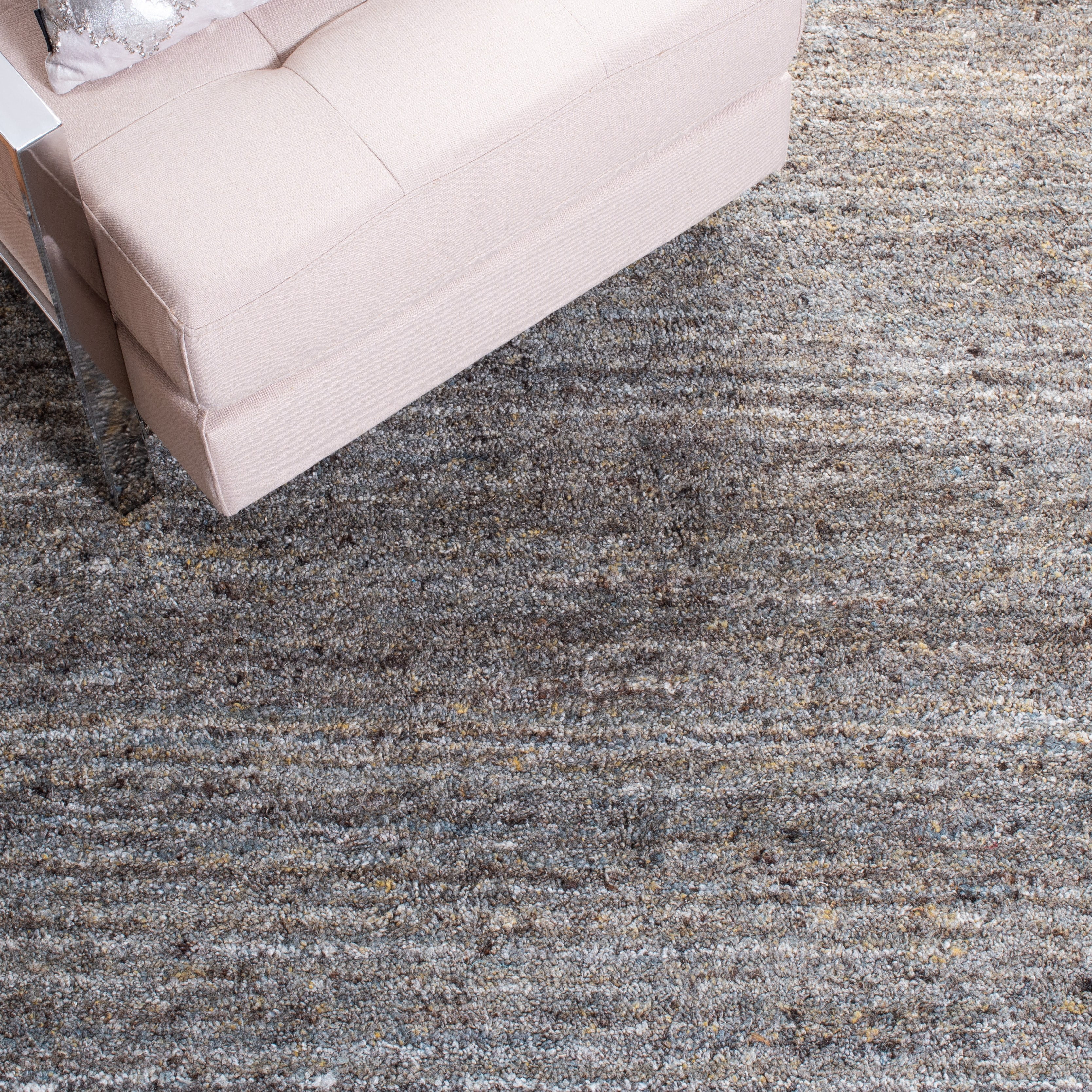 Safavieh Himalaya Flanagan Solid Area Rug, Gray/Olive, 8' x 10'