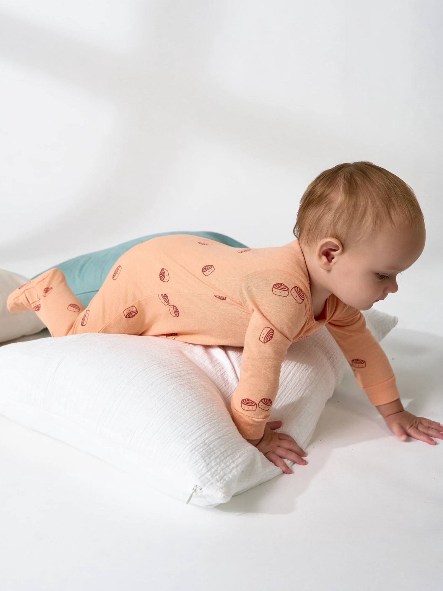 Gerber Baby Neutral Sleep N´ Play 2-Way Zipper Footed Pajamas, 4-Pack, Sizes, Newborn - 6/9 Months