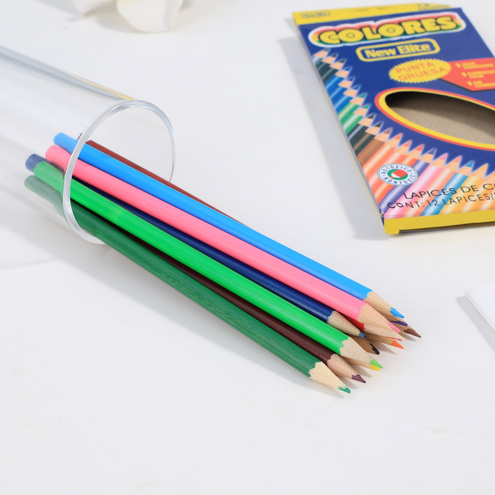 Crayons Arc-en-ciel 12 Couleurs - Multicolores Par Crayon - Pour Enfants Et Adultes - Idéal Dessin, Peinture, Scrapbooking