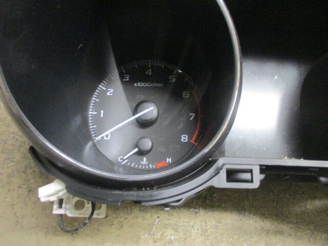 Pre-Owned 2017 Subaru Legacy 2.5L Speedometer Speedo Cluster MPH 43K OEM LKQ - Verify Specific Vehicle Fitment In Description - (Good)