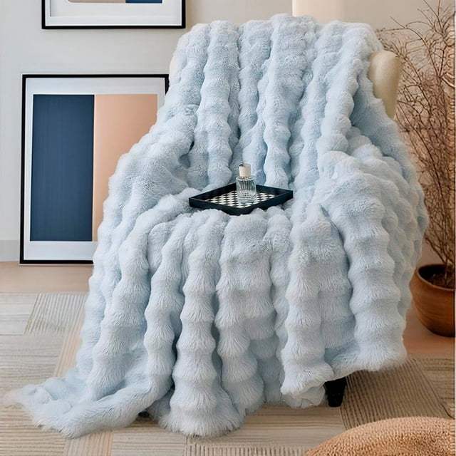 Dvkptbk Soft Fleece Blanket Warm and Soft Layer Double-sided All-season Solid Color Blanket home decor