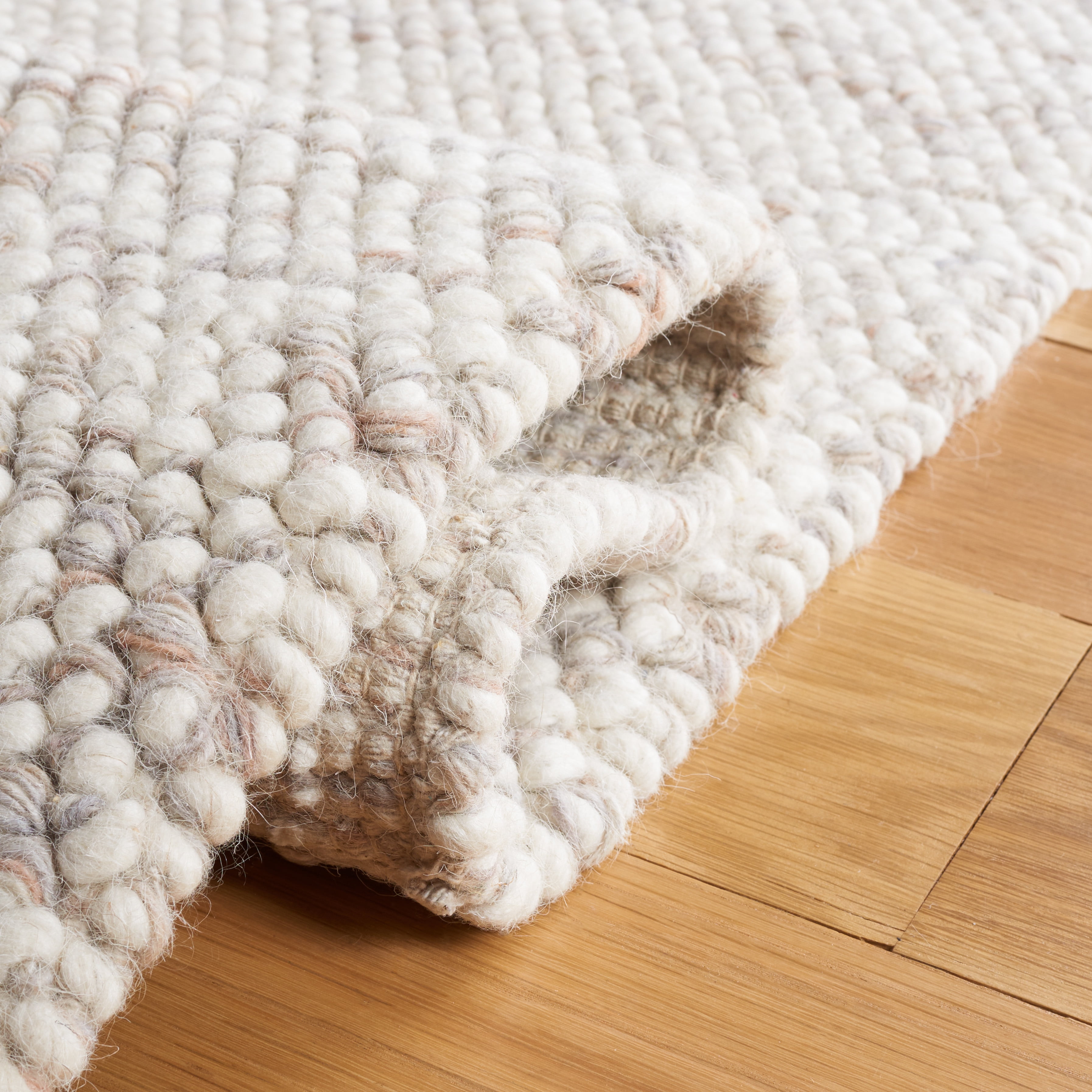 SAFAVIEH Natura Finn Distressed Area Rug, Beige/Ivory, 6' x 9'