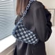 thumbnail image 3 of Bolso de hombro elegante, cómodo y moderno para mujer, con una sola mano y una textura elegante, 3 of 8