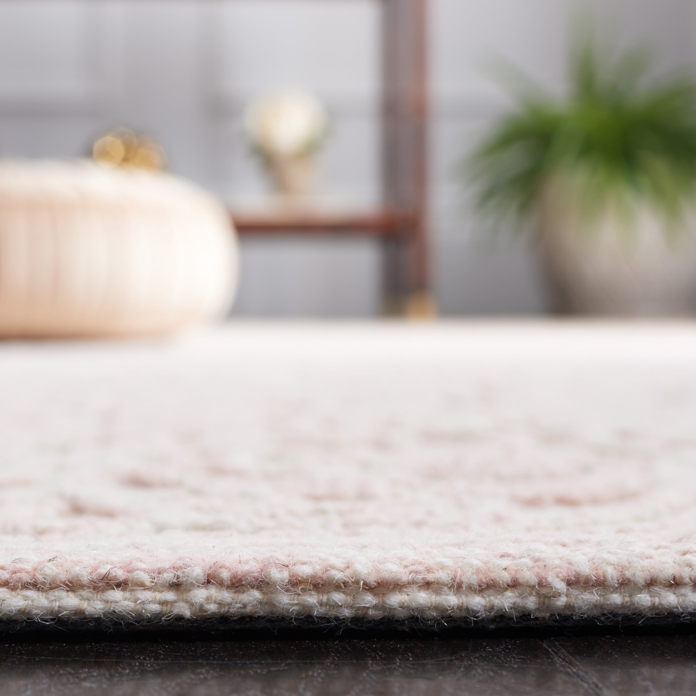 SAFAVIEH Trace Burton Geometric Runner Rug, Ivory/Pink, 2'3" x 8'