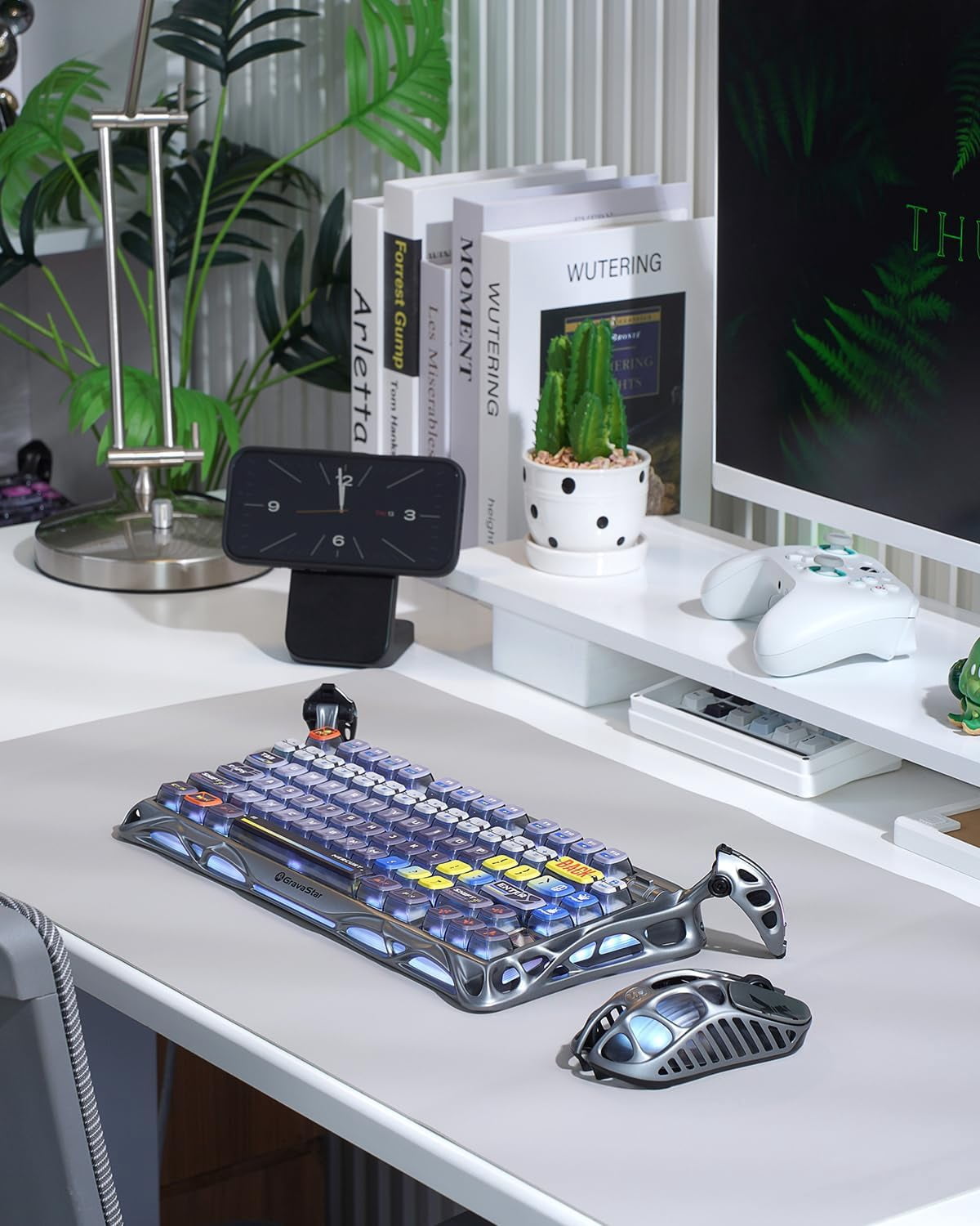 GravaStar Mercury K1 Pro 75% Wireless Mechanical Keyboard, Gasket Mount, 8000mAh Battery, Kailh Speedy Mint Linear Switches, Dual RGB - Interstellar Silver