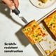 thumbnail image 5 of Molde para tartas OXO Good Grips, antiadherente Pro Square, 23 cm, color marrón, 5 of 9