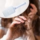 thumbnail image 4 of 2 Peines De Para El Cuero Cabelludo Con Cepillo Hueco Para Cabello , Liso, Húmedo Y Seco, Azul 2 piezas, 4 of 8