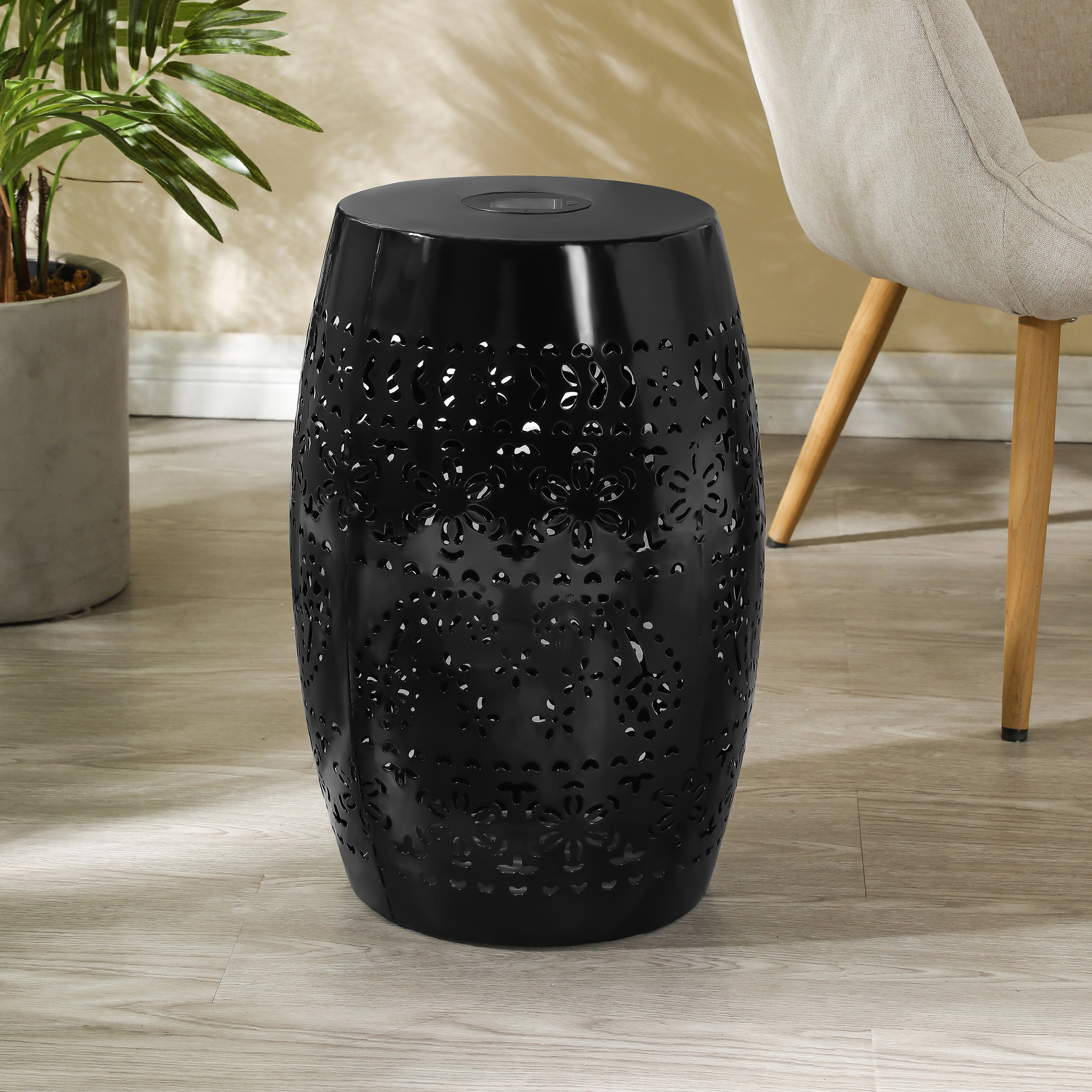 Solar Side Table, Outdoor Side Table with Built-In Solar Battery for Patio Garden Backyard, Black