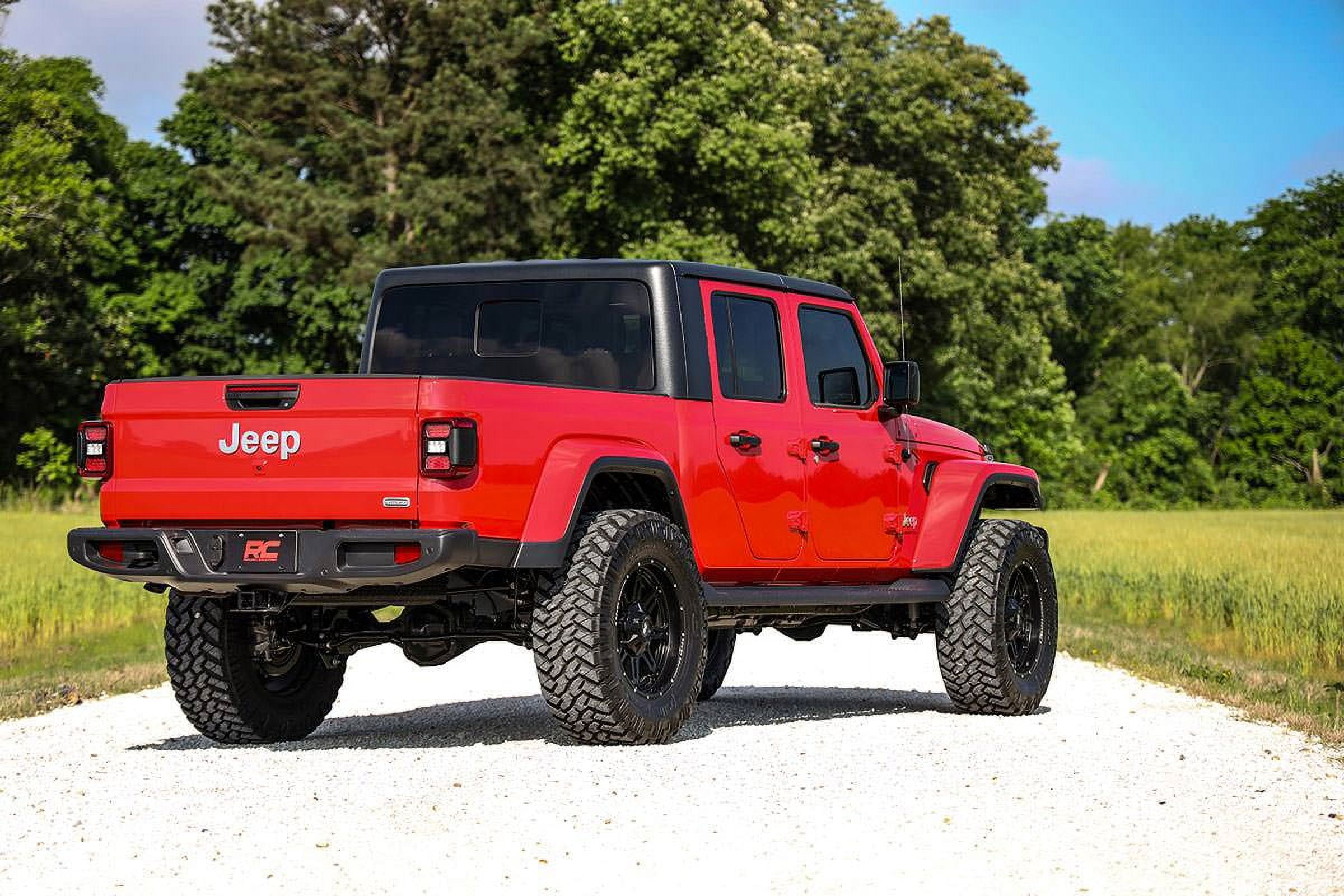 Rough Country 3.5" M1 Lift Kit for 2020-2023 Jeep Gladiator JT 4WD - 64940
