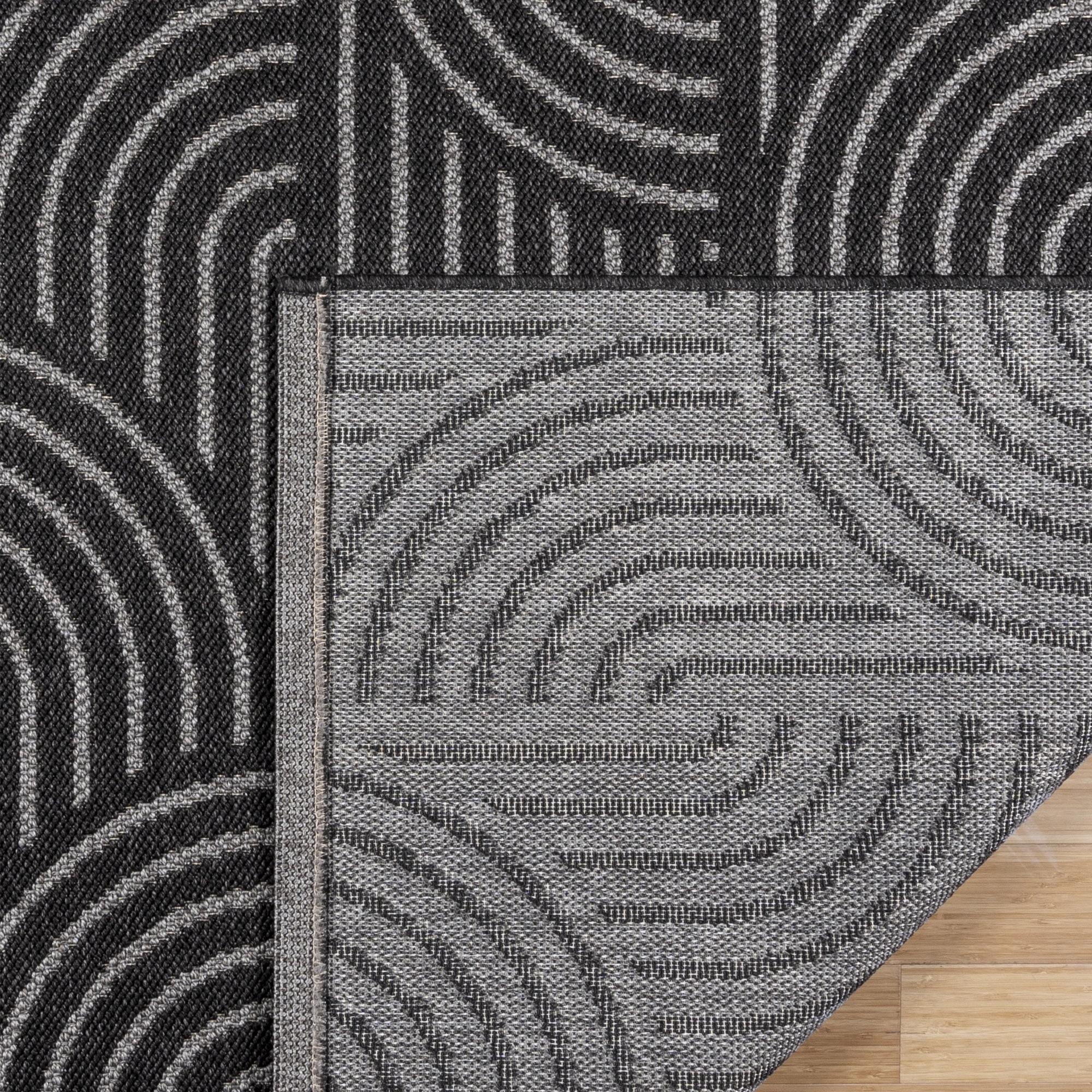 Savara Nima Indoor/ Outdoor Polypropylene Black Flat Weave Area Rug, 6x9