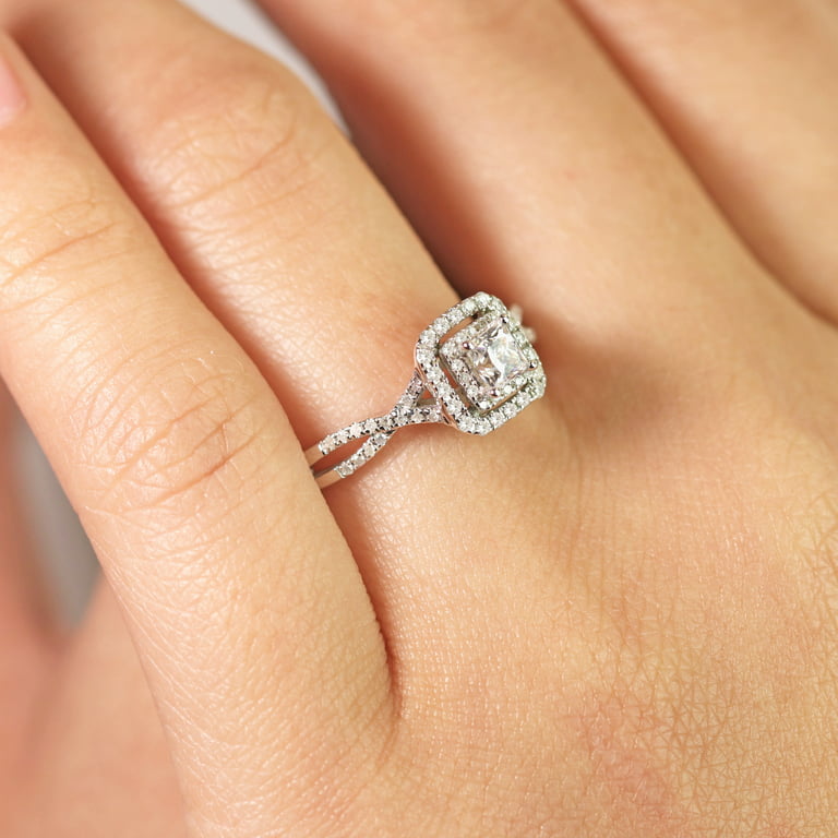 Elegant 1 Carat - Square Cut Diamond - Twisted Band - Pave - Double Halo  Engagement Ring - 10K White Gold