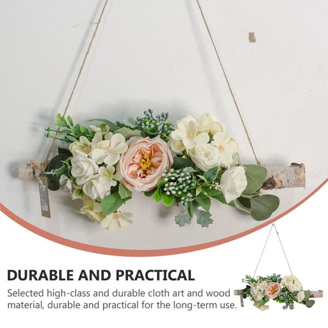 onlyliua promoción de temporada decoración de flores artificiales estilo corona de flores decorativa colgante de pared — corona colgante multicolor con rosa salmón central, hortensias crema y follaje verde montadas sobre rama de madera y cordel para colgar, vista frontal centrada que muestra la silueta ovalada y detalles florales; a menudo usada para decorar entradas o paredes interiores.