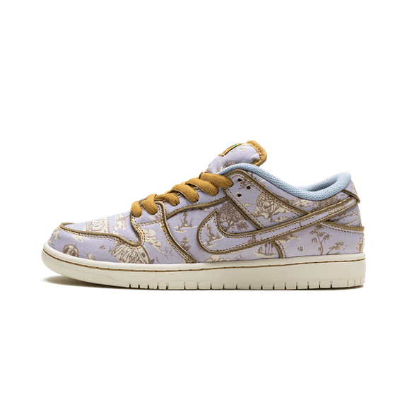 NIKE MENS SB Dunk "Pastoral Print" FN5880 001 from Stadium Goods