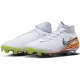 thumbnail image 4 of Botas de fútbol Nike Phantom Luna II Elite FG, 4 of 5