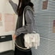 thumbnail image 4 of Bolsa de lona de estilo japonés para mujer de hombro Ehuebsd Kawaii con bordado divertido de oso bandolera de Estudiante, 4 of 9