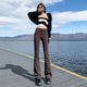 thumbnail image 1 of ZOENOVA-pantalones vaqueros acampanados de cintura baja para mujer, vaqueros holgados y cómodos, elásticos, a la moda, estilo novio, 2022, 1 of 5