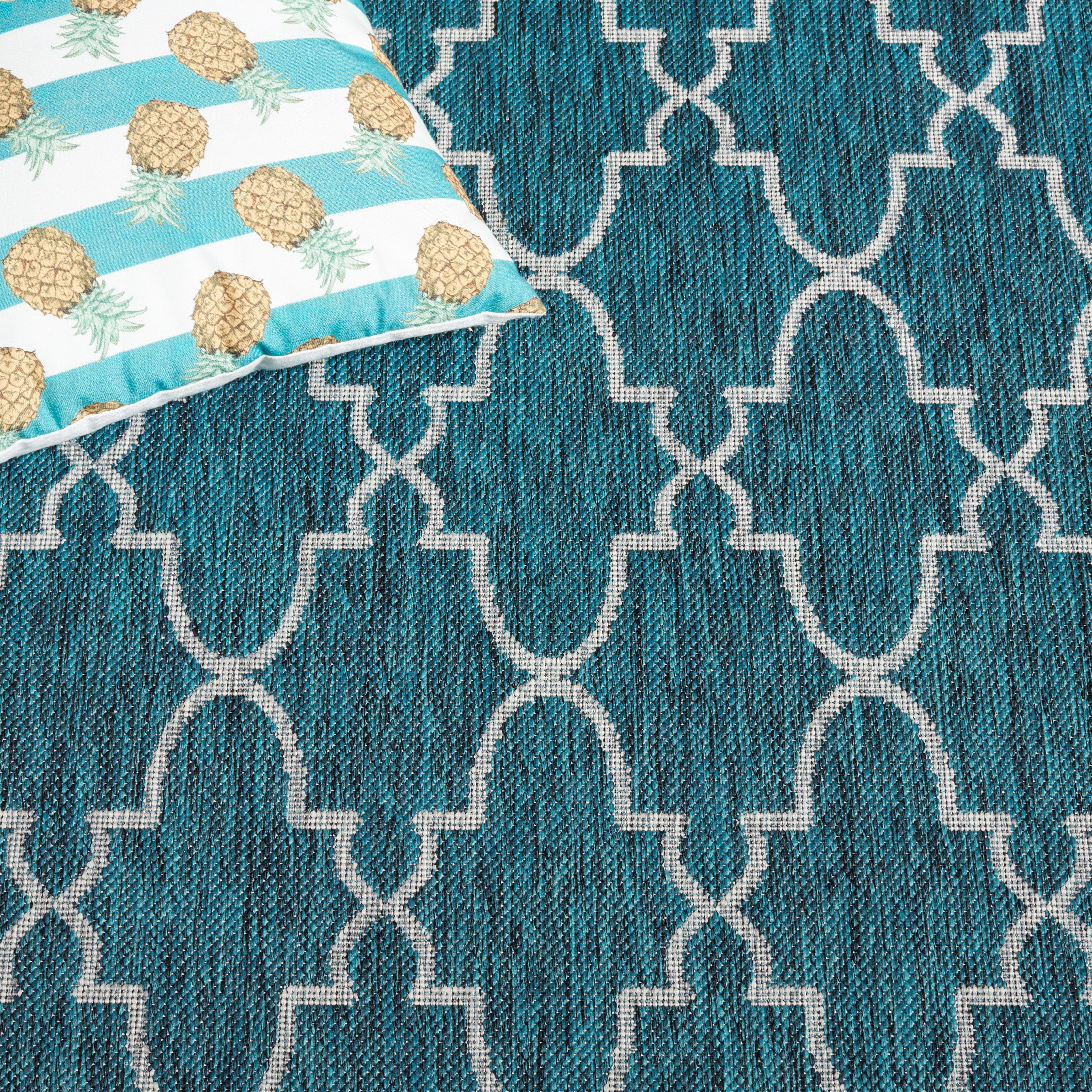 SAFAVIEH Courtyard Zavier Geometric Indoor/Outdoor Area Rug, Blue/Grey, 5'3" x 7'7"