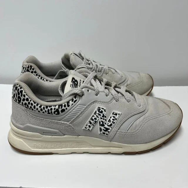 New Balance Unisex CW997HWD White Casual Shoes Sneakers Size 8.5 Women, 7 Men