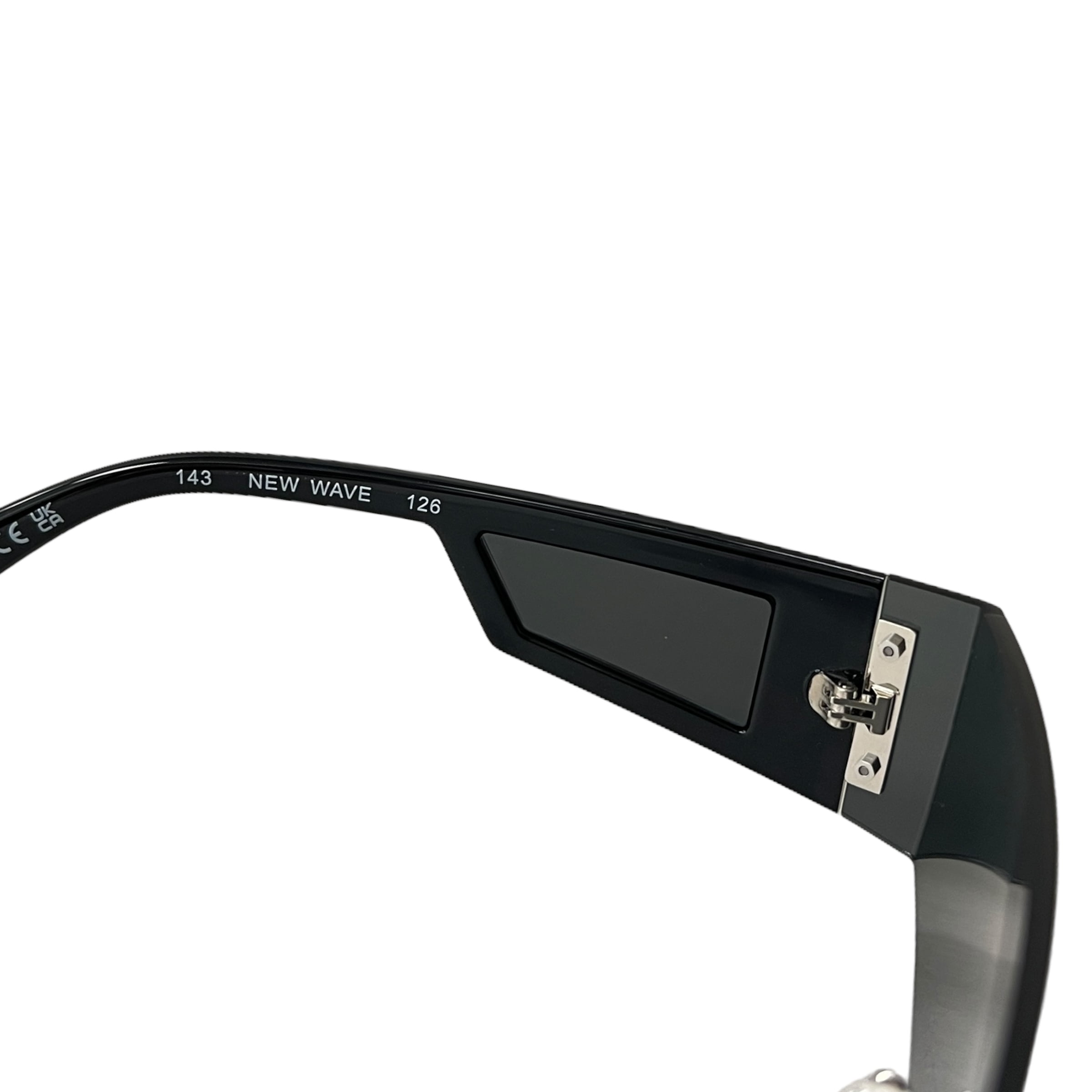 Quay Australia New Wave Shield Sunglasses Black