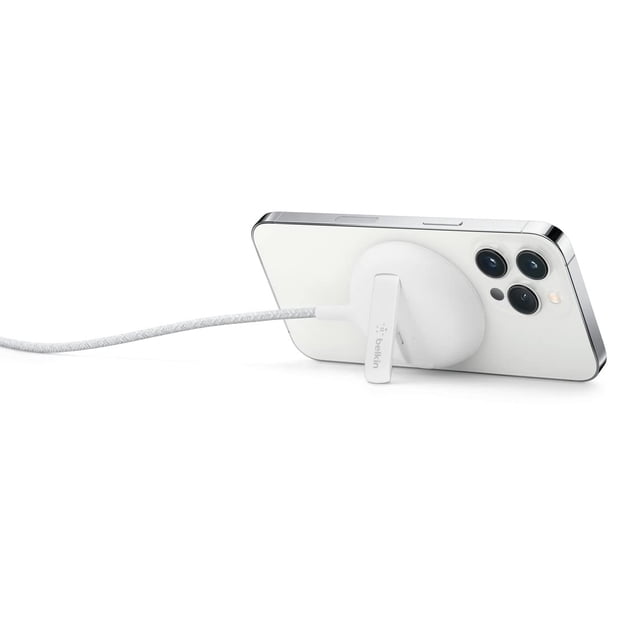 Cargador inalámbrico Belkin Fast Charging 15W para iPhone blanco