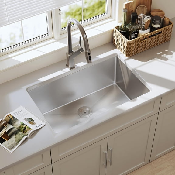 27 Inch Undermount Kitchen Sink 16 Gauge Stainless Steel Handmade Single Bowl Sink with Strainer 27" x 18" x 9"