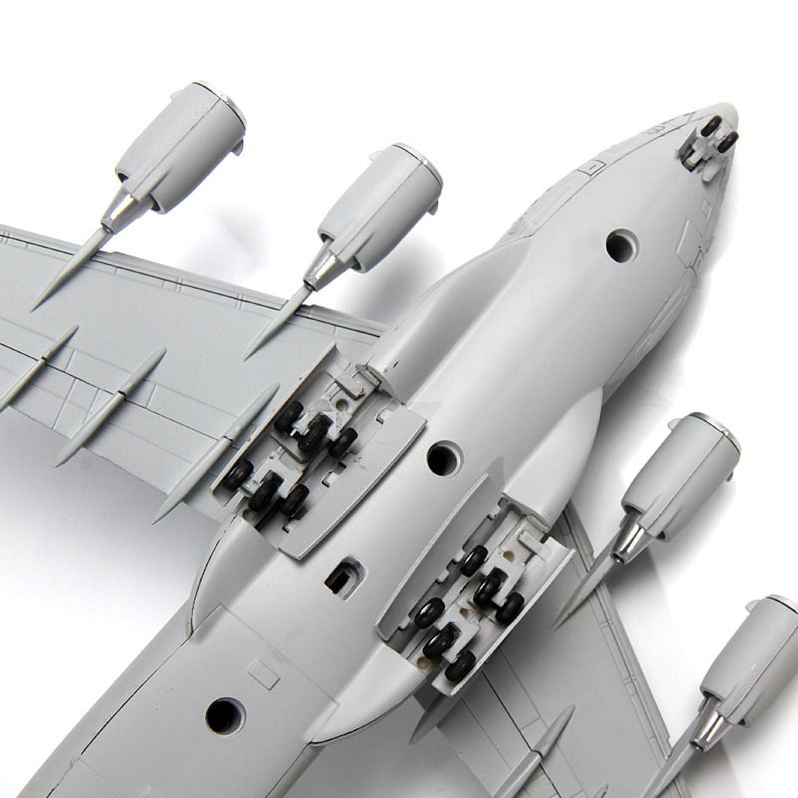 1:200 Scale C-17 Transport Aircraft Model for Collectors and Enthusiasts Plane Toys