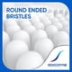 thumbnail image 4 of Sensodyne Sensitive cepillo de dientes suave y sensible, 3 unidades (paquete de 2), 4 of 5