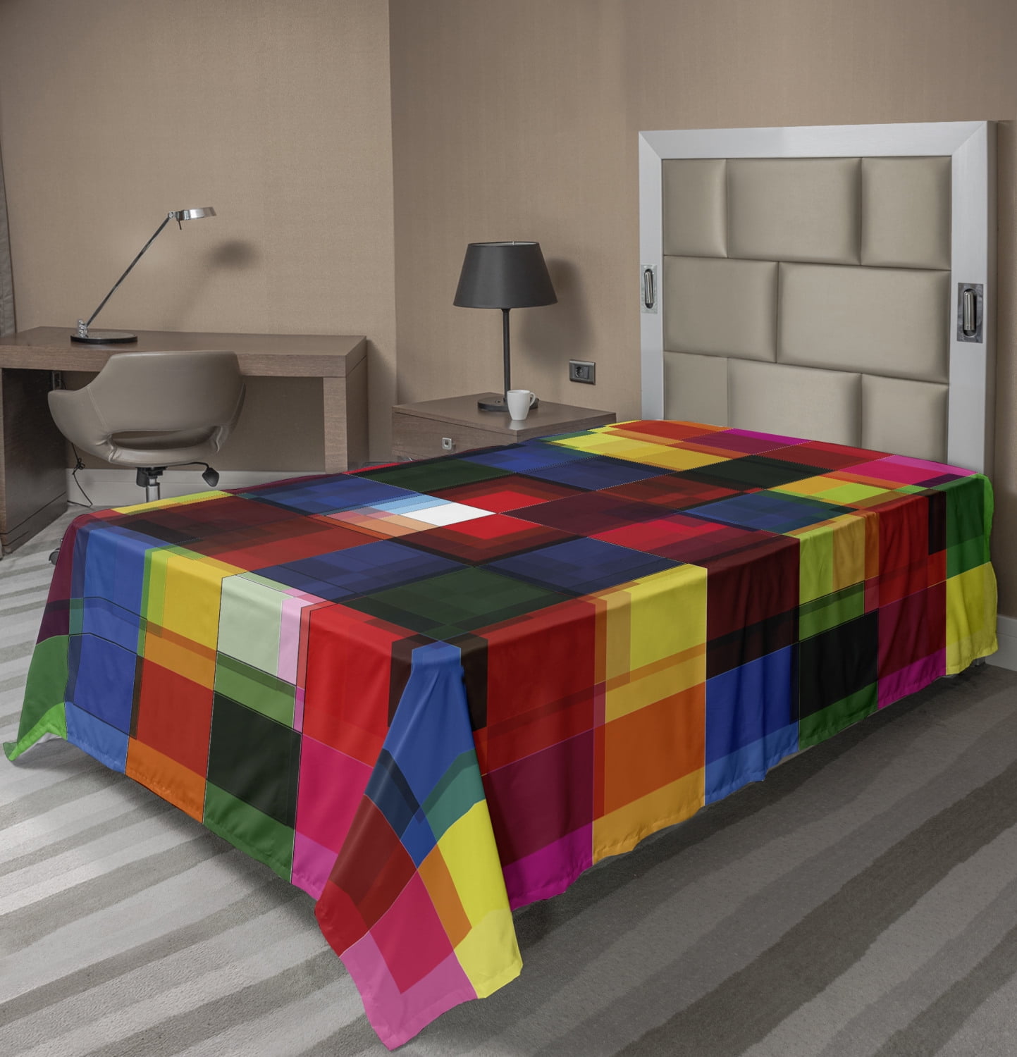 Abstract Flat Sheet, Halftoned Colorful Mosaic Pattern ...