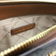 thumbnail image 3 of Cartera Michael Kors Sheila pequeña de piel sintética saffiano, 3 of 4