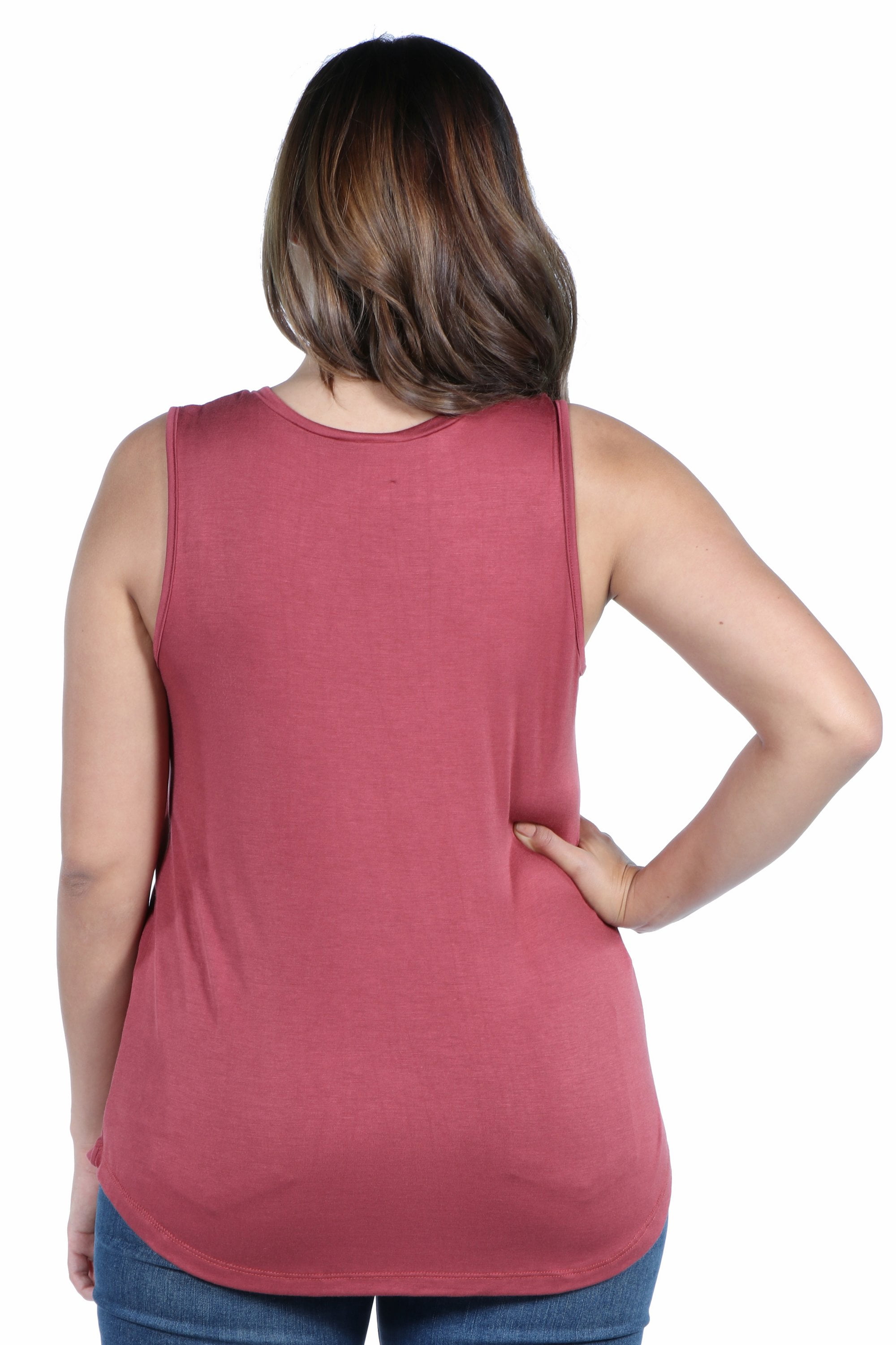 Women's Plus Size V Neck Sleeveless Rounded Hemline Plus Size Top