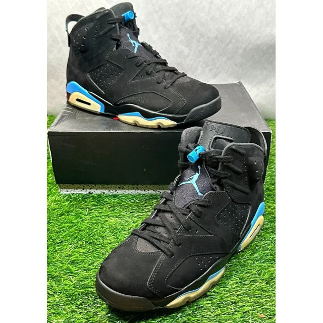 Ni - ke Jordan 6 Retro - 'UNC' (Size 10.5) *CLEAN/Excellent Condition/OG All* 384664-006