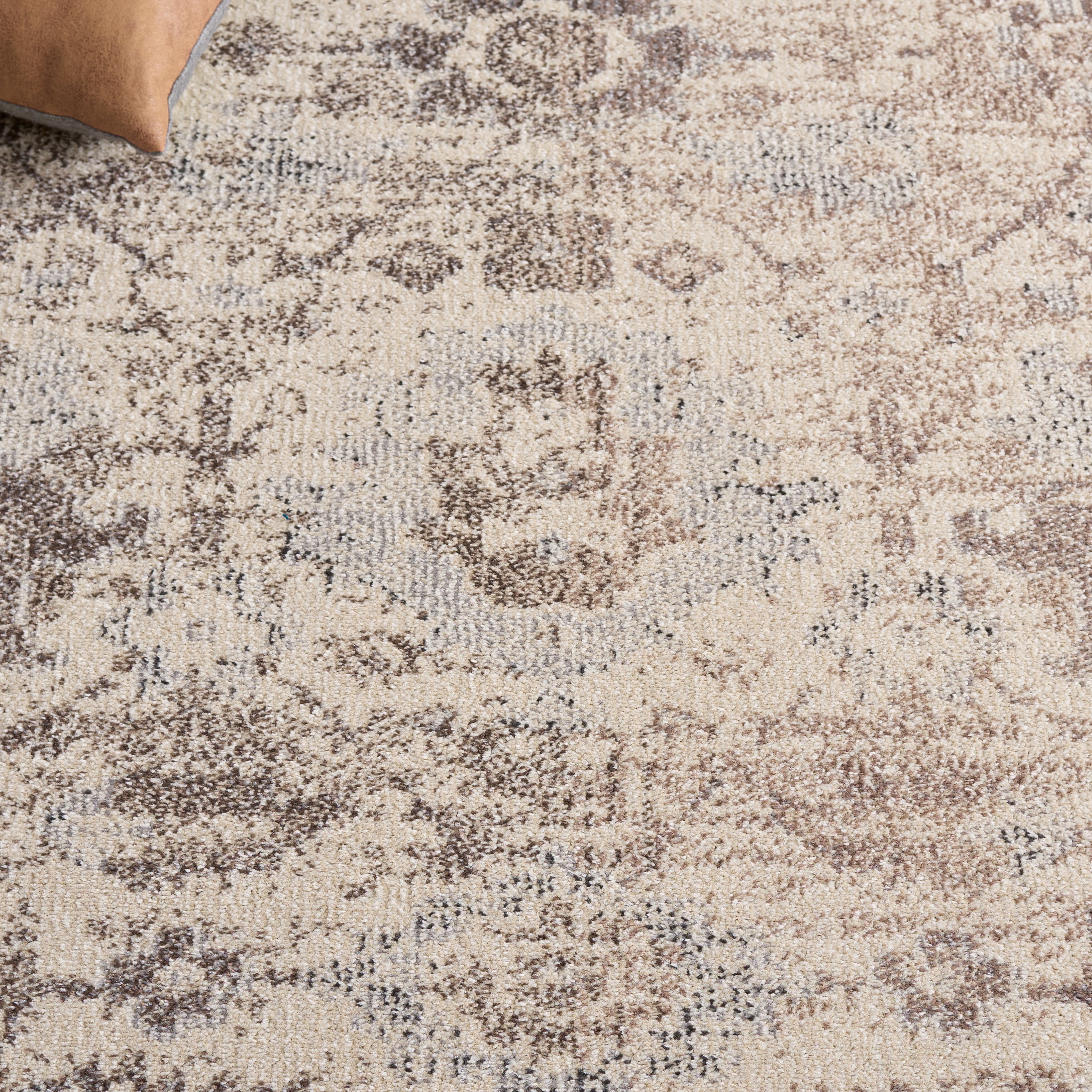 Safavieh Madison Audra Oriental Area Rug, Ivory/Beige Gray, 6' x 9'