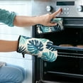 thumbnail image 2 of Tropical Palm Leaves in Hawaii Kitchen Oven Mitt and Pot Holder Sets 2 Pcs for Baking, Cooking and Grilling, Heat Resistant Up To 392 °F, 2 of 7