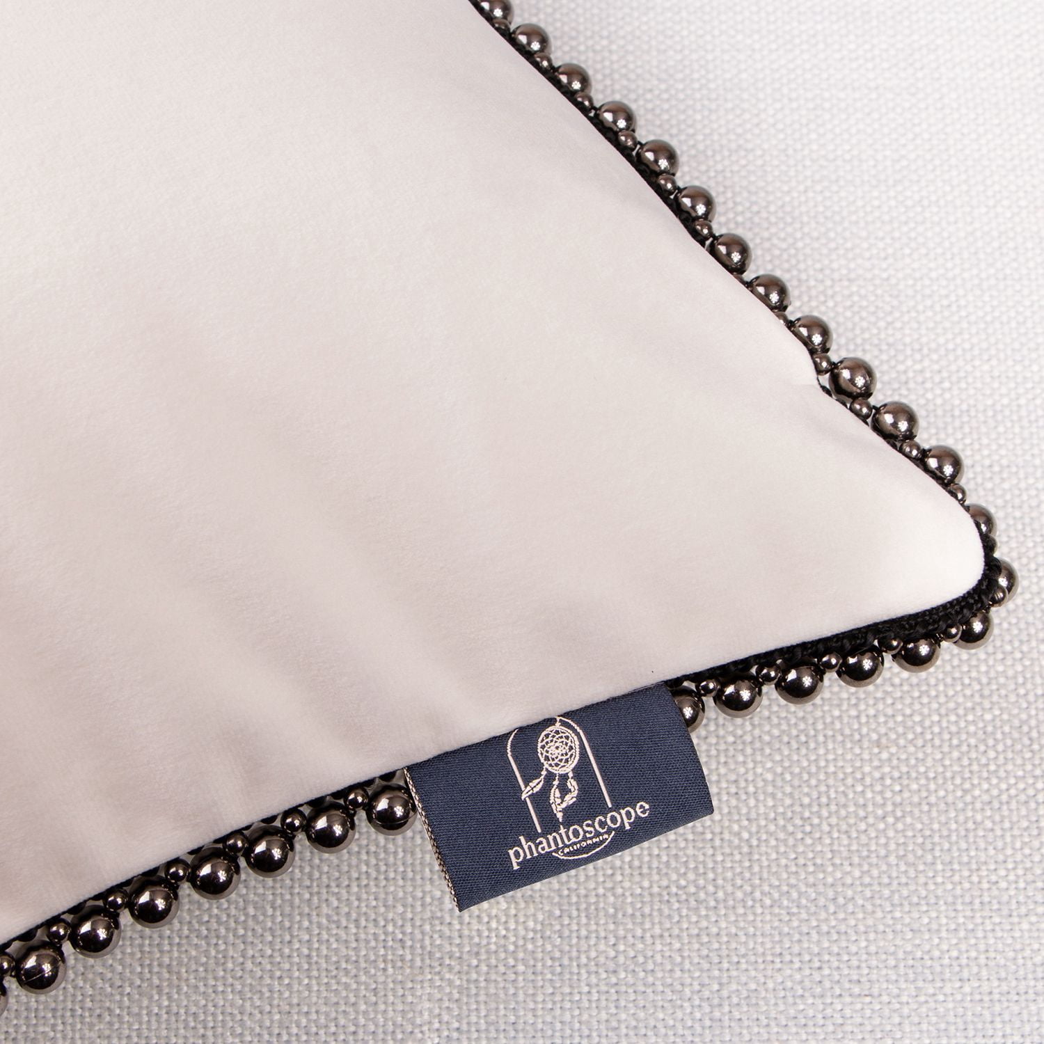 Phantoscope Velvet Decorative Throw Pillow with Insert, Particle Trim, 18 x 18 in, Off White, 1 Pack