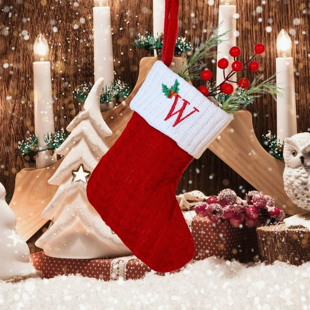 Calcetines navideños con iniciales bordadas | Calcetines de punto para decorar la chimenea | Regalos personalizados para la familia | Juego de decoración festiva para el hogar (1 unidad)