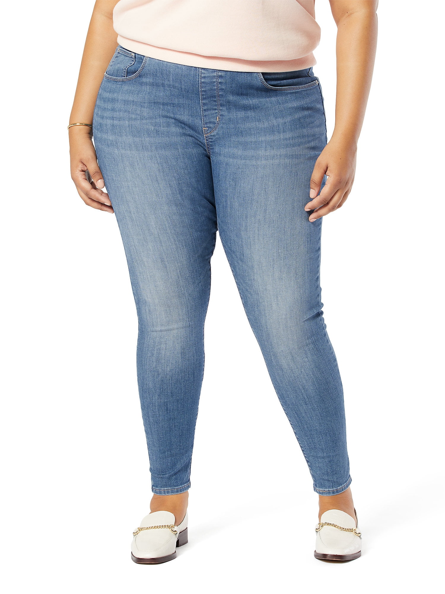 Signature by Levi Strauss & Co. Women's Plus Shaping Pull-On Skinny Jeans -  