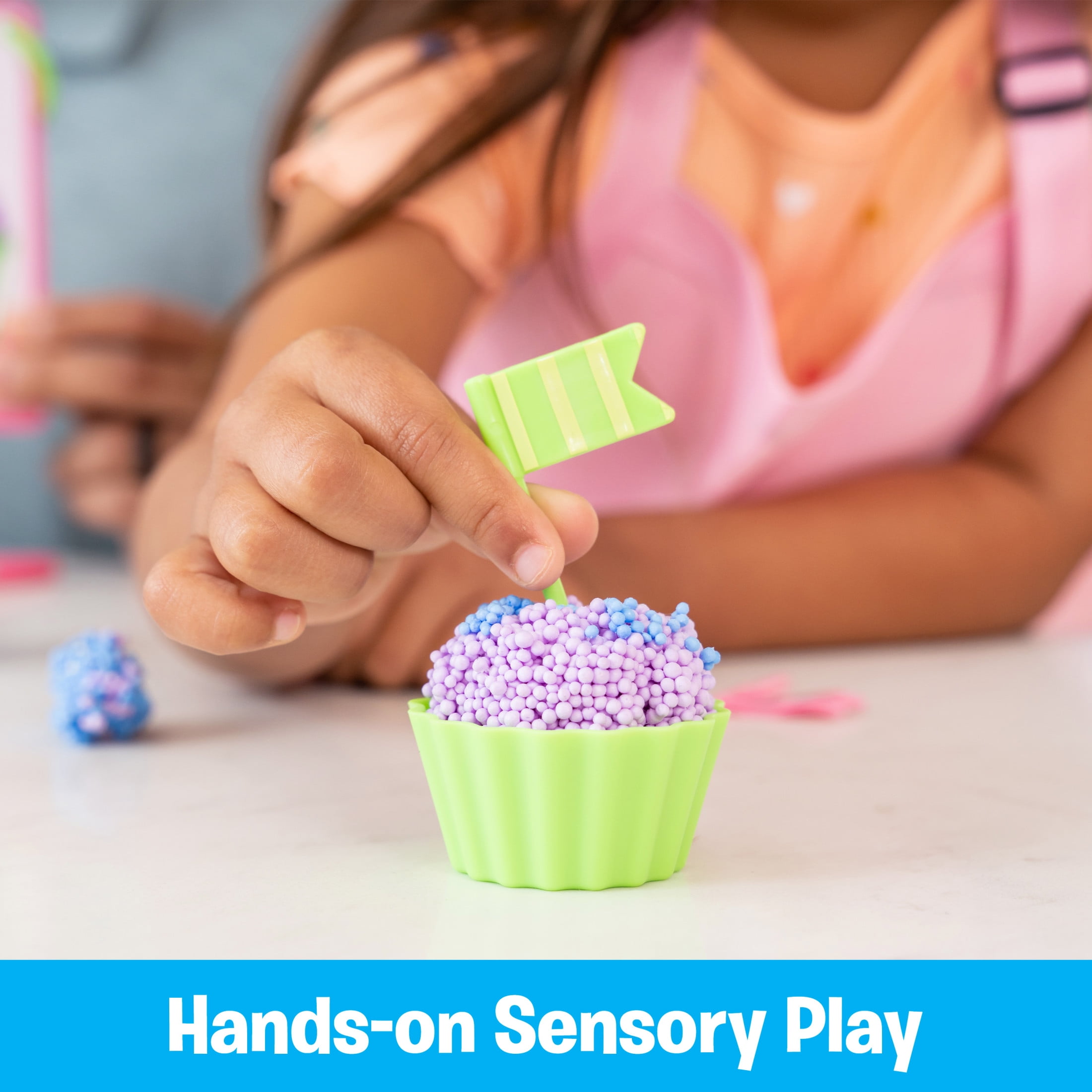 Educational Insights Playfoam Cupcake Cafe, Sensory Activity Set, Kids Ages 3 and up