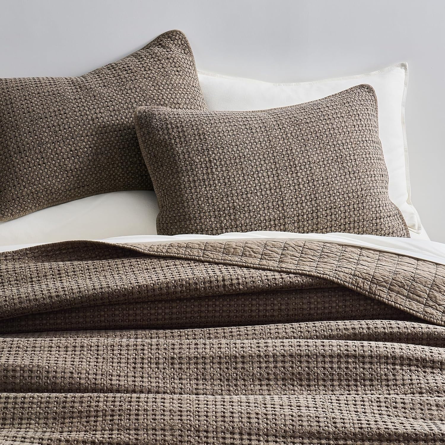 EverGrace Stonewashed 100% Natural Cotton Waffle Quilt Set King Size 3 Pieces, Durable, Textured & Substantial Bedding, Quilted Coverlet Bedspread with 2 Shams for All Seasons, Mushroom Brown