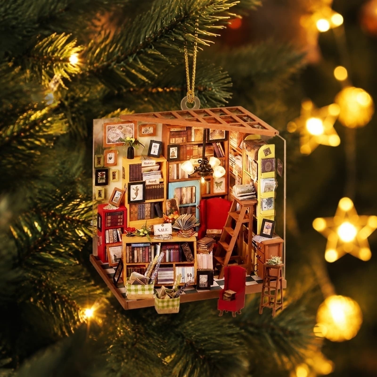 Christmas Ornaments Plastic Mini Bookshop Hanging Decor for Christmas Tree Decorations Indoor Bookshelf Miniature House Pendants
