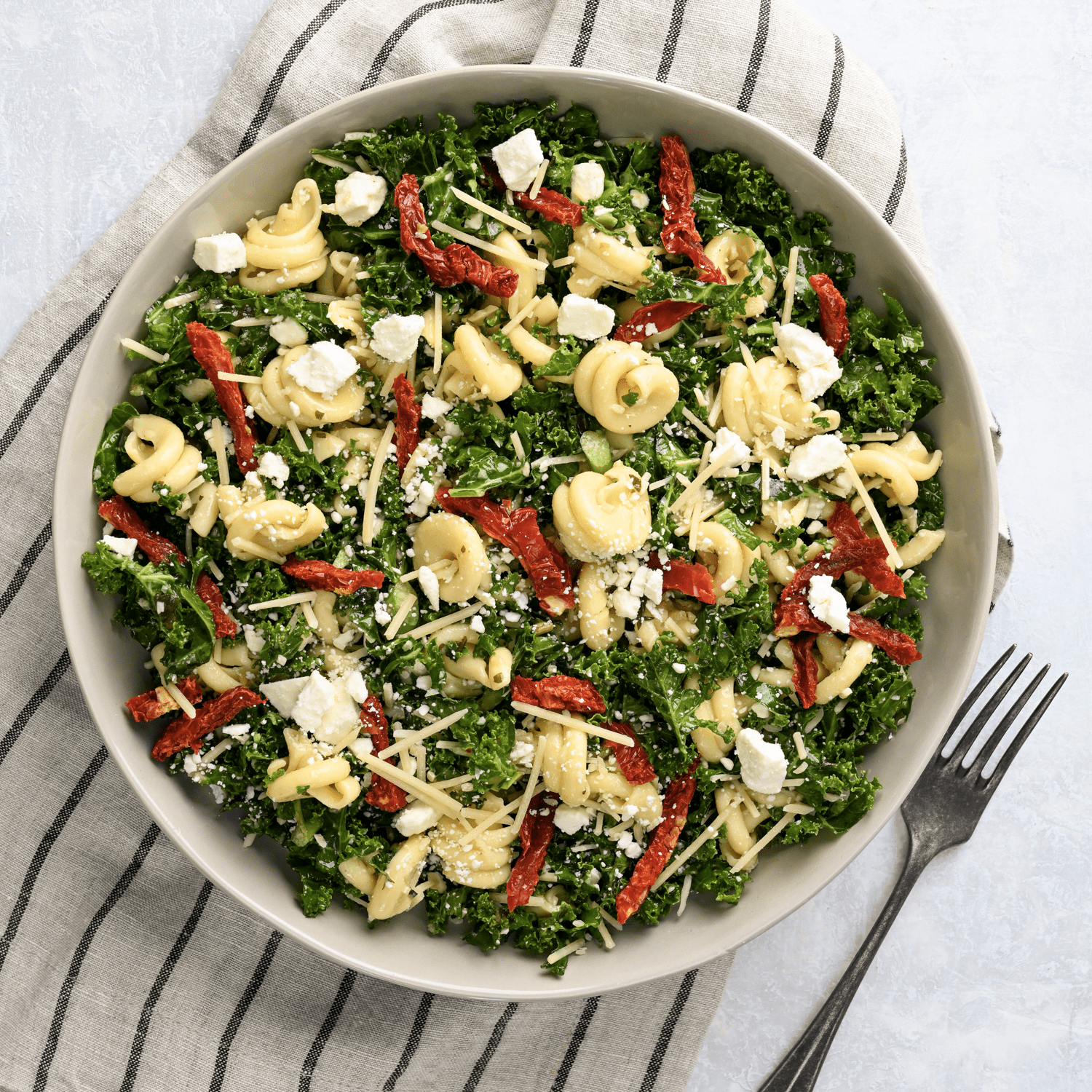 Taylor Farms Family Size Mediterranean Kale Pasta Salad Fresh Packaged