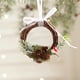 thumbnail image 4 of mfyjkho Mini corona de Navidad con forma de bastón para colgar en la puerta, decoración navideña de plástico, pequeños adornos, incluye 6 piezas, 4 of 6