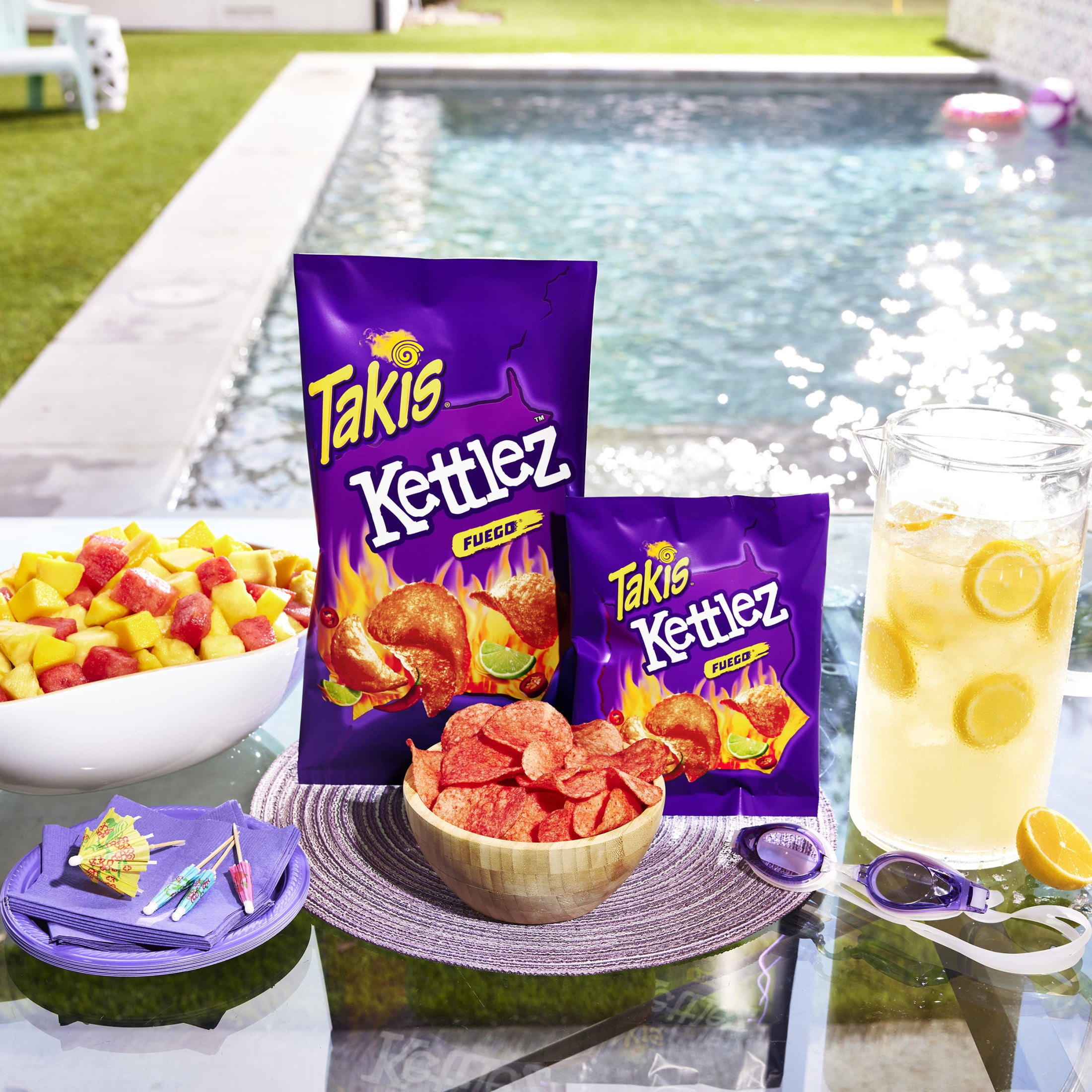 Takis Fuego Kettlez 8 oz Sharing Size Bag, Hot Chili Pepper & Lime Kettle-Cooked Potato Chips
