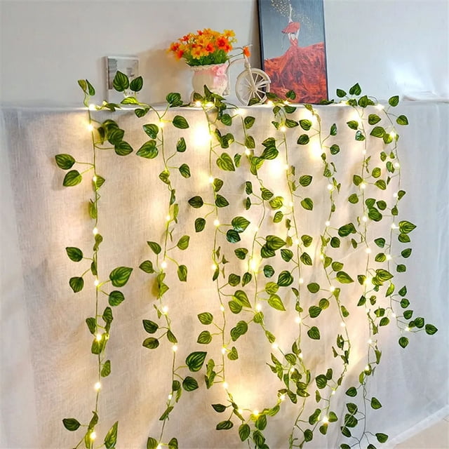 2025 Guirnalda de luces para decoración del hogar, guirnalda de luces con batería para árbol de Navidad, vid Artificial, hojas verdes y flores