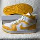 thumbnail image 4 of Ni - ke Ni - ke Air Jordan 1 MID Shoes Women’s SZ 12 White University Gold BQ6472-117, 4 of 5