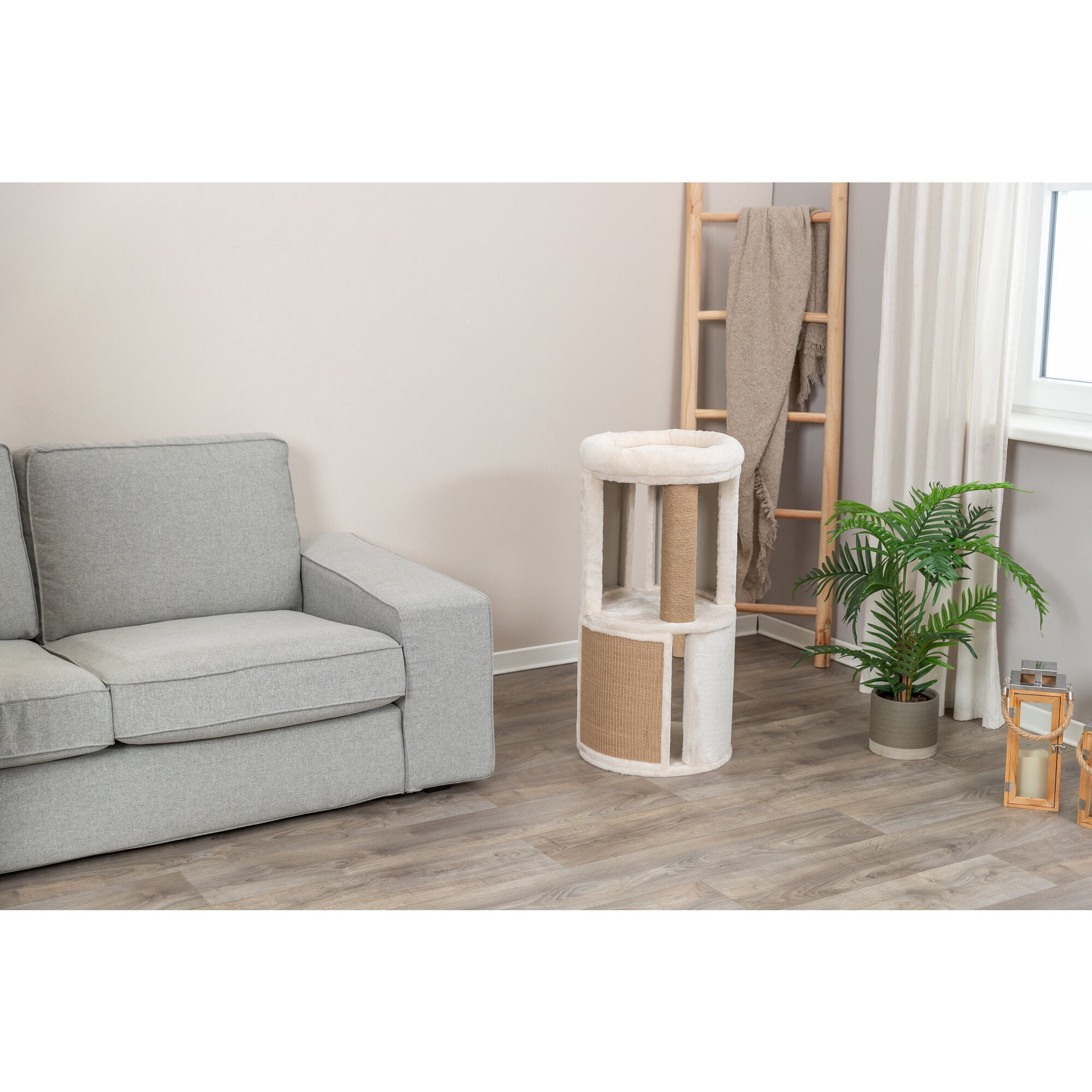 TRIXIE Giorgia Plush & Sisal 32" Cat Condo Tower, Scratching Posts  with Padded Bed, Beige