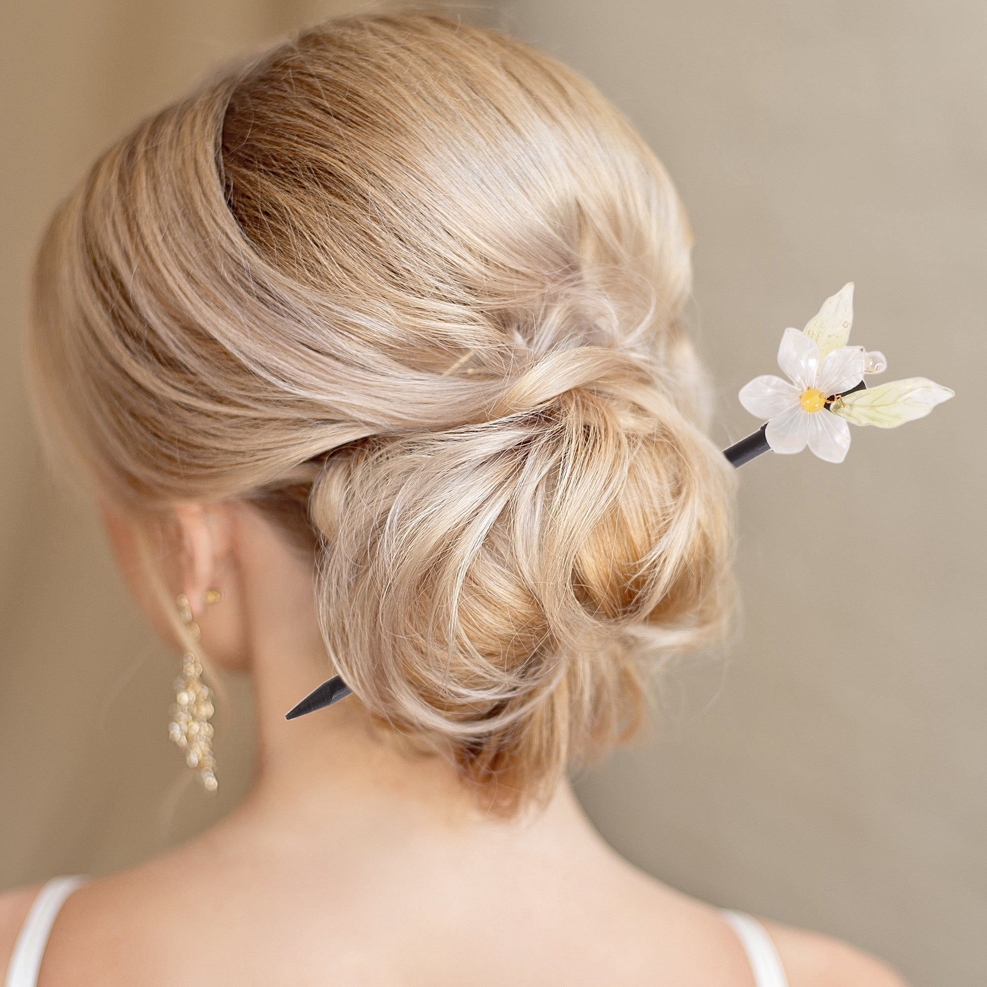 Unique Bargains Hair Stick Pin for Women 1 Pc Black, White [Retro Style Leaves]