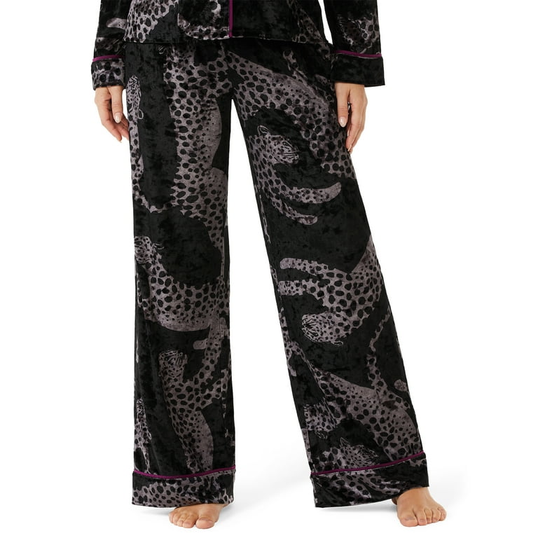 Sofia Intimates by Sofia Vergara Women's and Women's Plus Size Crushed  Velvet Pajama Set, 2-Piece 