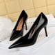 thumbnail image 5 of Zapatos de tacón alto profesionales, delgados y sexys, con punta puntiaguda y boca baja de cuero lacado brillante estilo mujer, 5 of 5