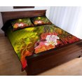 thumbnail image 3 of Islas Marshall Juego de Cama Colcha - Ballena Jorobada con Flores Tropicales (Amarillo), 3 of 5
