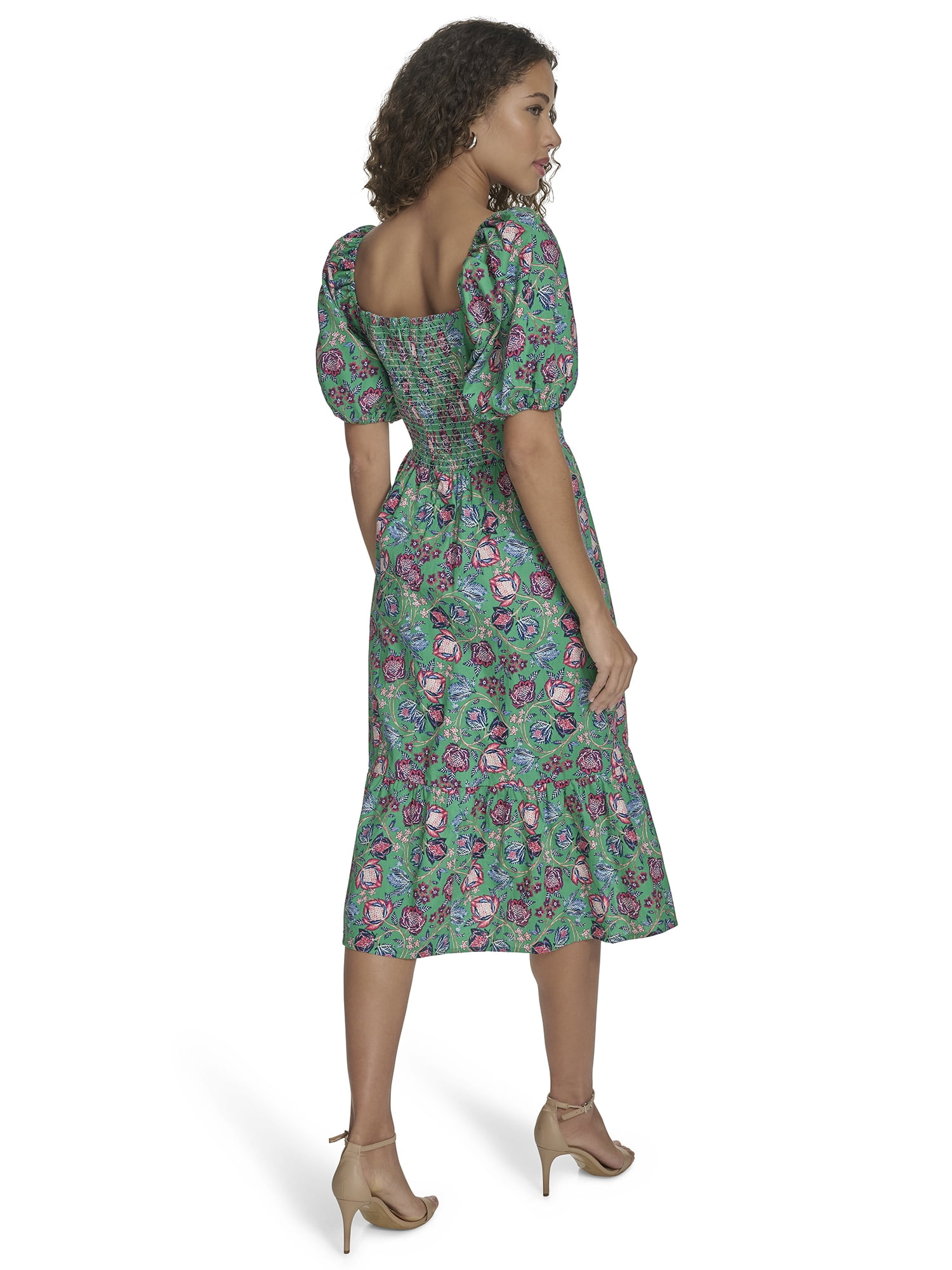 green emerald velvet dress Amazon.com: Lucrosun Women's Summer V Neck Short Puff Sleeve A Line Tiered  Midi Dress (Black-S) : Clothing, Shoes & Jewelry main image 0